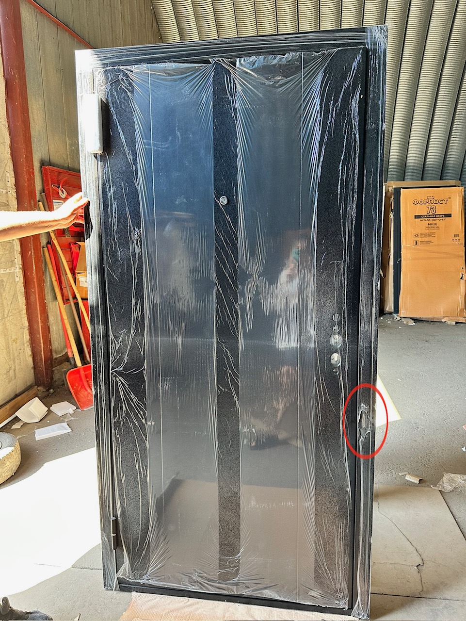 Дверь металл модель Форпост 51, 2050*980, левая, лот Н891105