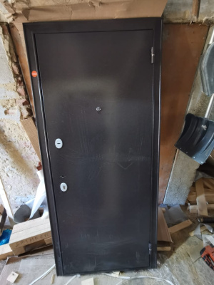 Бульдорс-ECONOM-70 Steel Пенополистирол, букле шоколад,букле шоколад, 2 замка, разд. фур-ра, хром  2050*860, правая ЛОТ 9261405