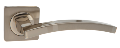 Дверная ручка Рикотта на квадратной розетке