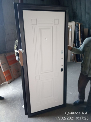 Бульдорс MASS 90, Букле шоколад, МДФ ларче шоколад 9S 104, ларче белый 9S 104. 2050*880, правая, лот c086685 